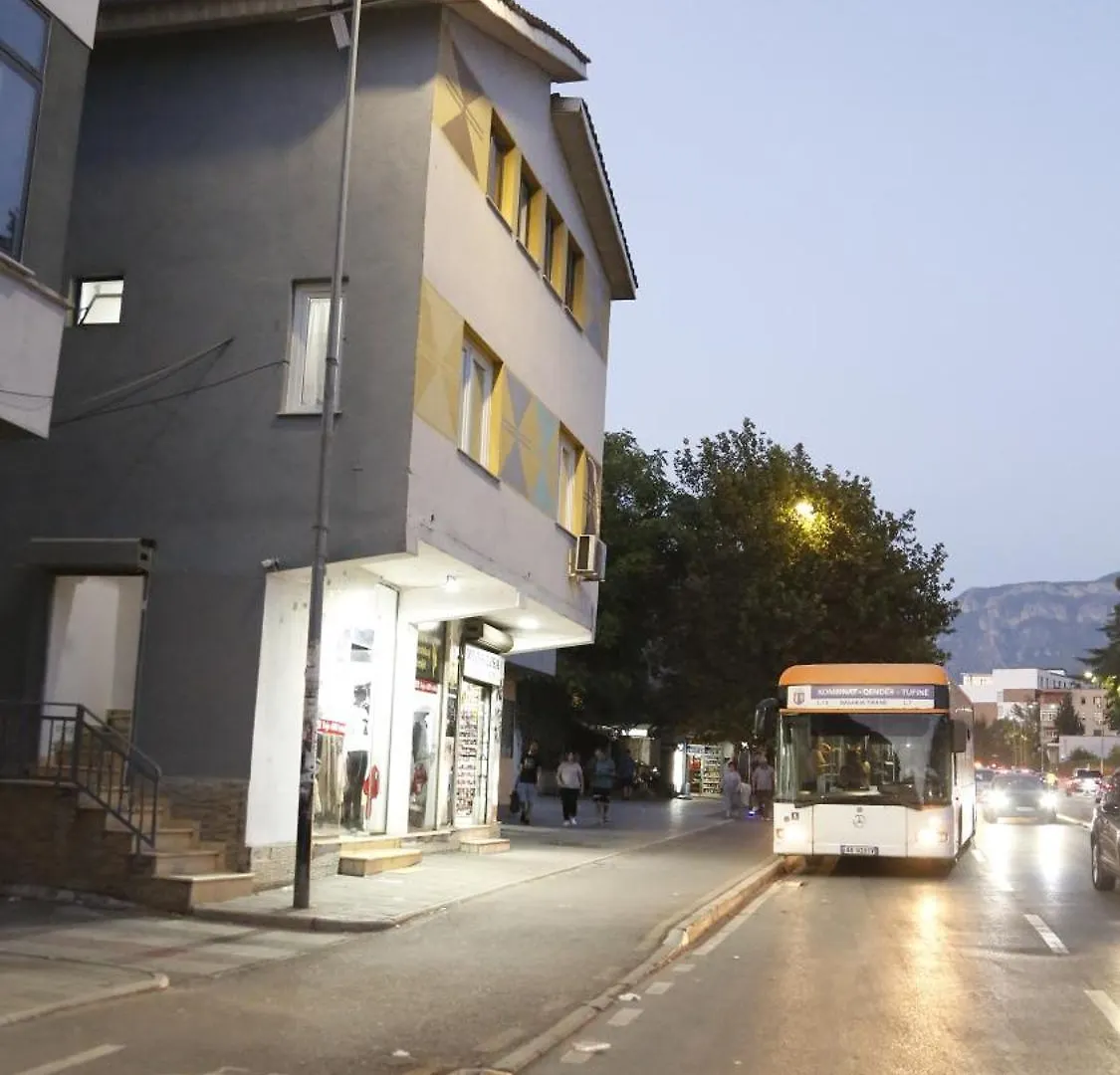 2 Single Bedroom טיראנה 0*,  אלבניה